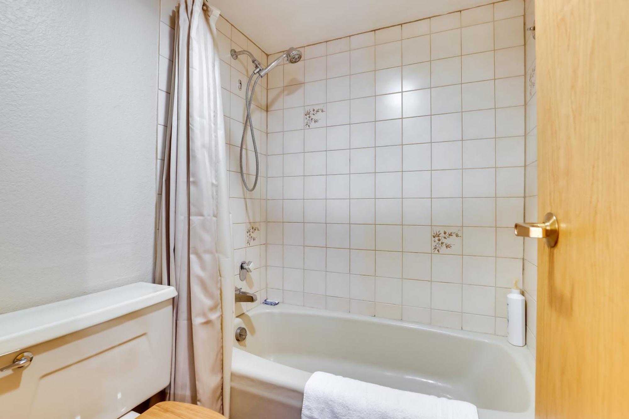 Ski-Inandski-Out Retreat With Iron Horse Pool Access! 윈터 파크 외부 사진