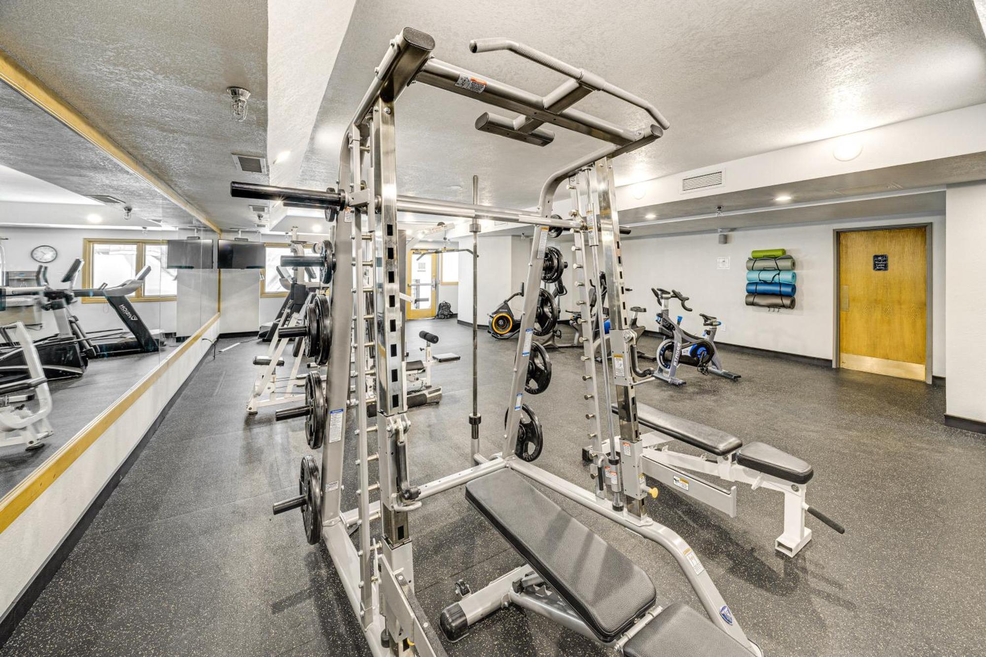 Ski-Inandski-Out Retreat With Iron Horse Pool Access! 윈터 파크 외부 사진